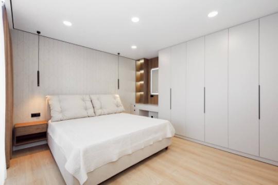 Botanica, Grenoble street, 2 rooms. Middle position! Euro repair!: 2