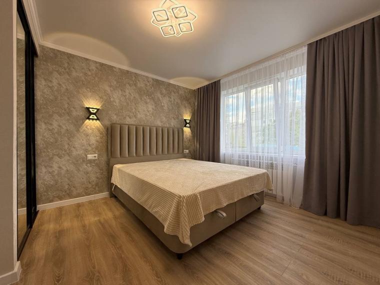 Ботаника, ул. Костюжень, 2 комнаты. Евроремонт! Середина дома!: 0