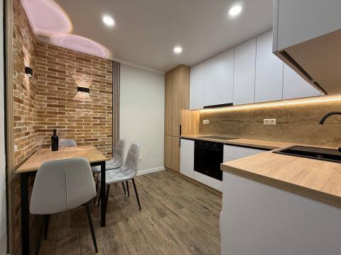 Ботаника, ул. Костюжень, 2 комнаты. Евроремонт! Середина дома!: 4