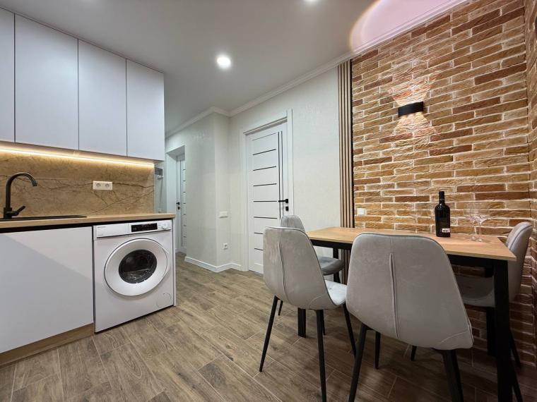 Ботаника, ул. Костюжень, 2 комнаты. Евроремонт! Середина дома!: 5