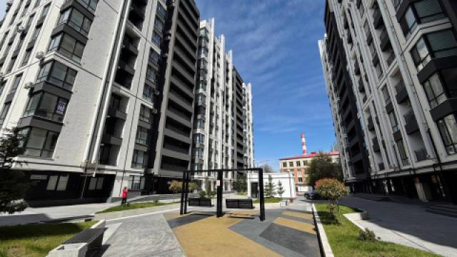 : Sculeni, Calea Ieșilor Street