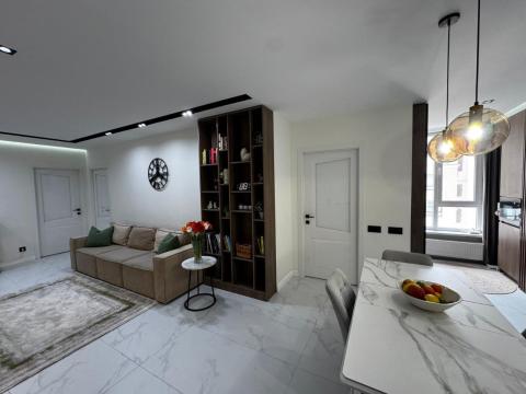 New block! Renasterii Nationale bd. , Rascani, 3 rooms + living. Euro Repair!: 2