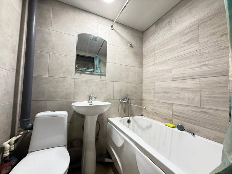 Rascani, A. Doga str. 2 rooms. Euro repair! Middle position!: 9