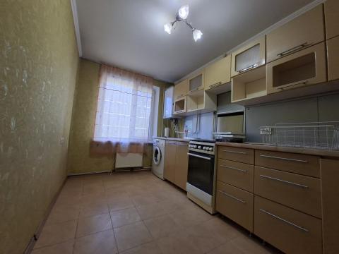 Ciocana, N. Milescu Spataru street, 3 rooms. Authonomus!: 1