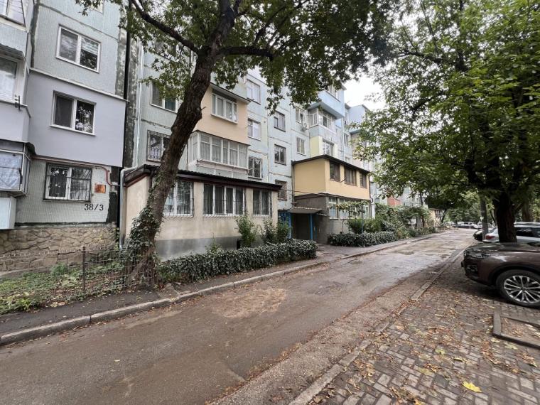 Buiucani, Paris street, 2 rooms. Middle position!: 0