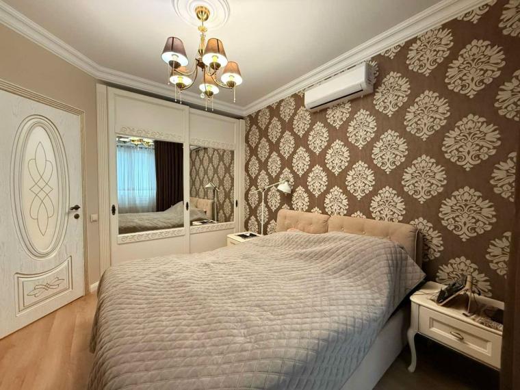 New Block! Center, Ivan Zaikin street, 2 rooms + living. Euro repair!: 2