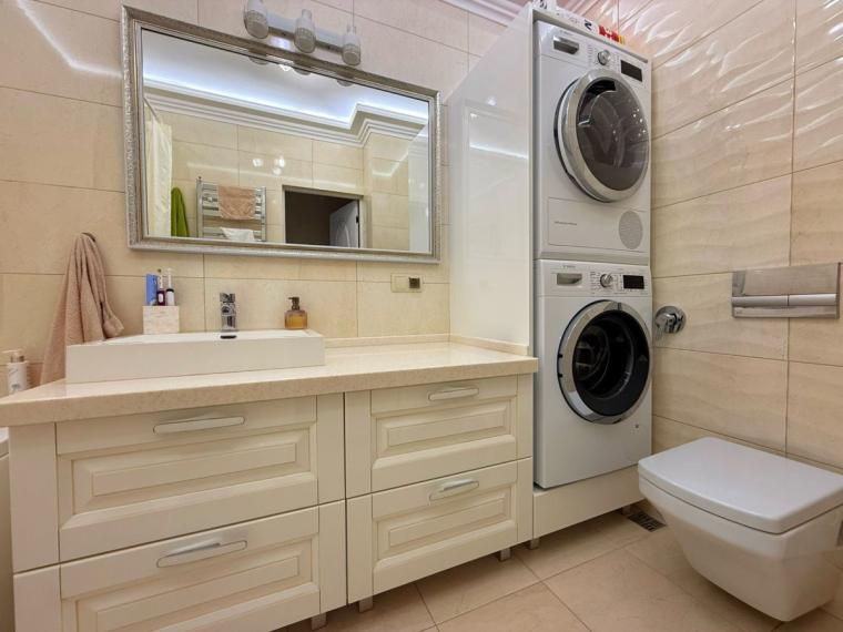 New Block! Center, Ivan Zaikin street, 2 rooms + living. Euro repair!: 7