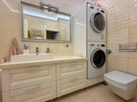 New Block! Center, Ivan Zaikin street, 2 rooms + living. Euro repair!: 7