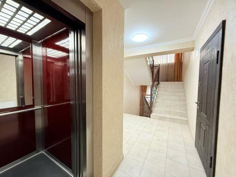 New Block! Center, Ivan Zaikin street, 2 rooms + living. Euro repair!: 8