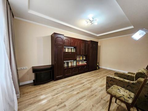 Botanica, Trandafirilor street, 2 rooms! Middle position! Euro repair!: 1