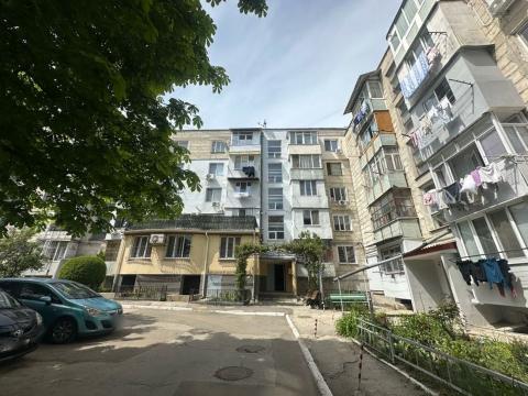 Buiucani, Alexandru Marinescu street, 1 room! Middle position!: 10