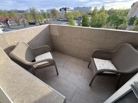 Buiucani, str. V. Belinski, 3 camere!: 8