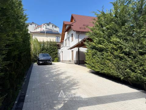 Casă în 3 niveluri! Centru, str. Avicena, 250m2 + 3 ari. Euroreparație!: 34