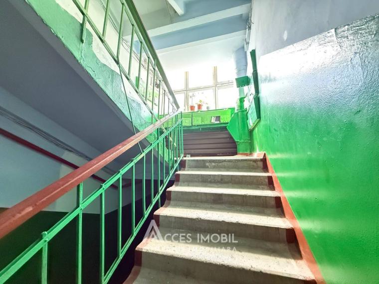 Râșcani, str. Andrei Doga, 2 camere. De mijloc!: 11