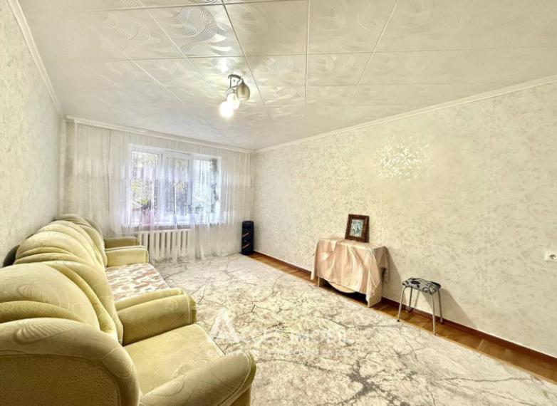 Crangului street, Rascani, 3 rooms. 102 Series! Eurorepair!: 0