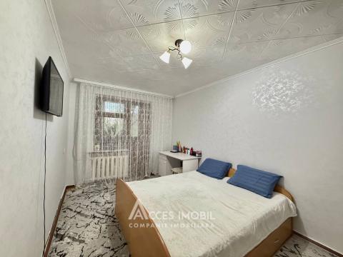 Crangului street, Rascani, 3 rooms. 102 Series! Eurorepair!: 2