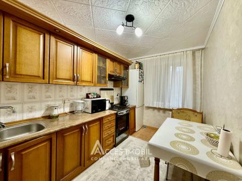 Crangului street, Rascani, 3 rooms. 102 Series! Eurorepair!: 6