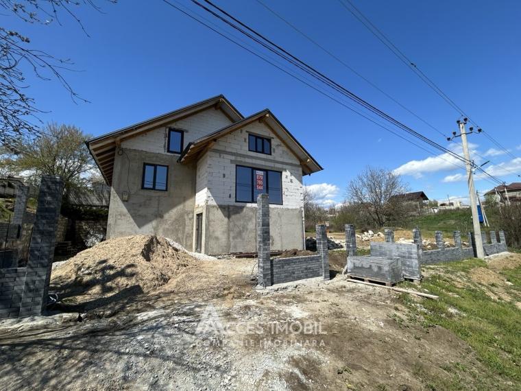 Casă în 3 niveluri! Ialoveni, str. D. I. Aldea-Teodorovici, 300m2 + 8 ari.: 1