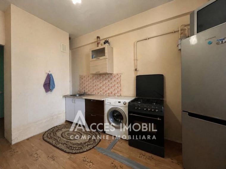 Posta Veche, Socoleni street, 3 rooms. Middle position!: 1