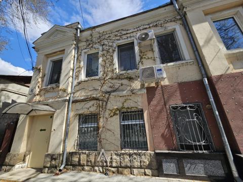 Аренда коммерческой недвижимости в Кишиневе: Центр, ул. 31 Августа 1989