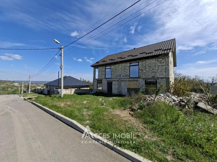 Casă de tip Duplex în 2 niveluri! Vadul lui Vodă, str. Bucovina, 120m2 + 3 ari!: 0