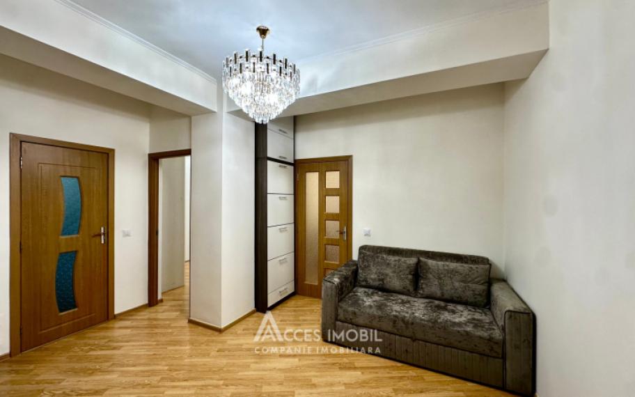 Dansicons! Чеканы, бул. Мирча чел Бэтрын, 2 комнаты. Евроремонт!: 1