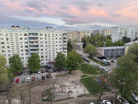 Botanica, str. Independenței, o cameră! Localizare de Mijloc!: 6