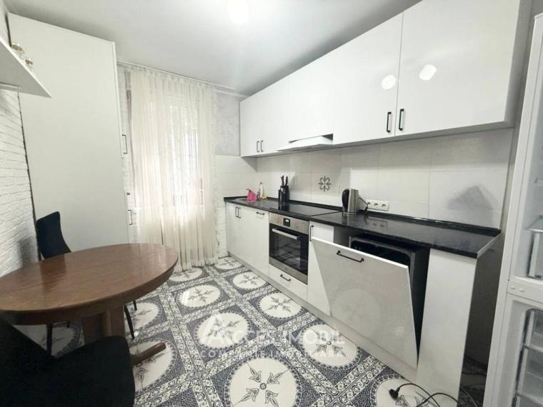 For Rent! 2 floors House, 180m2 + 6 aries! Telecenter, Valea Dicescu street! Euro Repair!: 4