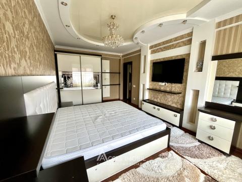 Bloc Nou! Buiucani, bd. Alba Iulia, 2 camere + living. Euroreparație!: 1