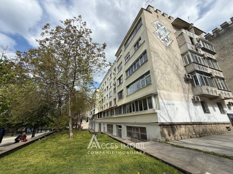 Centru, str. Eugen Doga, 3 camere!: 11
