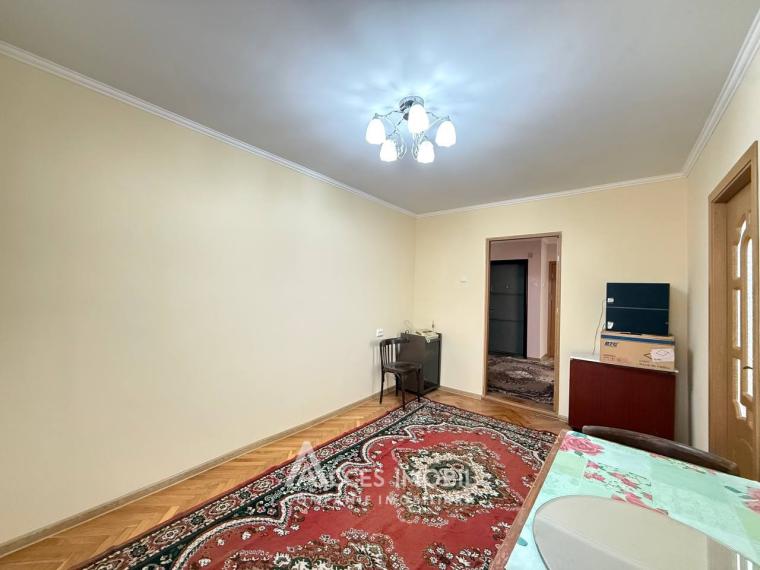 Rascani, A. Doga str. 3 rooms. Middle position!: 2