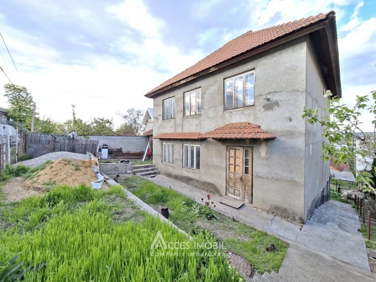 Casă în 2 niveluri! str. Așhabad, Botanica, 200m2 + 4,5 ari!: 0