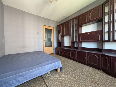 Botanica, Hristo Botev street, 2 rooms! Middle position!: 1