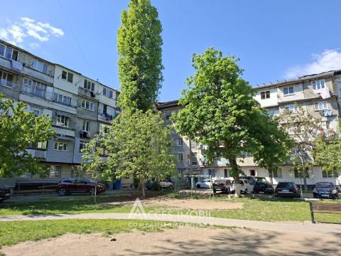 Botanica, str. Constantin Brâncuși, 1 cameră! Euroreparație! De mijloc!: 12