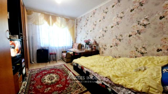 Botanica, Cuza Voda avenue, 2 rooms. Middle position!: 1