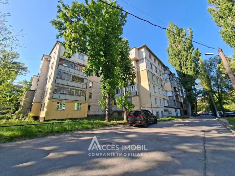 Botanica, Sarmizegetusa street, 2 rooms + living! Euro repair! Middle position!: 17