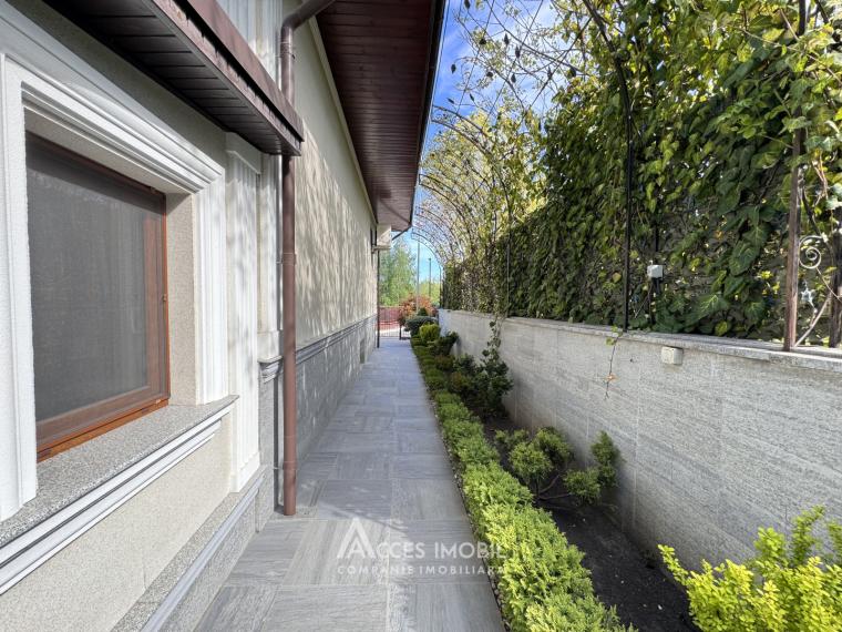 Townhouse on 3 levels! Calea Ieșilor street, Sculeni 220m2 + 3 acres! Eurorepair!: 15