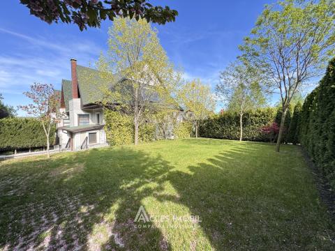 Townhouse on 3 levels! Calea Ieșilor street, Sculeni 220m2 + 3 acres! Eurorepair!: 17