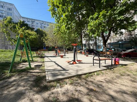 Botanica, bd. Cuza Vodă, 2 camere. Euroreparație!: 10