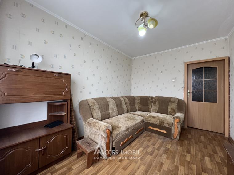 Чеканы, ул. Мирча чел Бэтрын, 2 комнаты. Среднее расположение!: 2