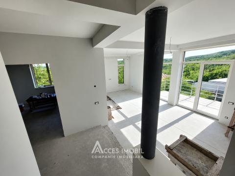 Duplex în 3 niveluri! Sociteni, str. Independenței, 275m2 + 4 ari! Variantă albă!: 5