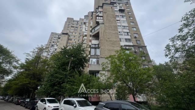 Center, Albisoara street, 2 rooms + living. Euro repair!: 10