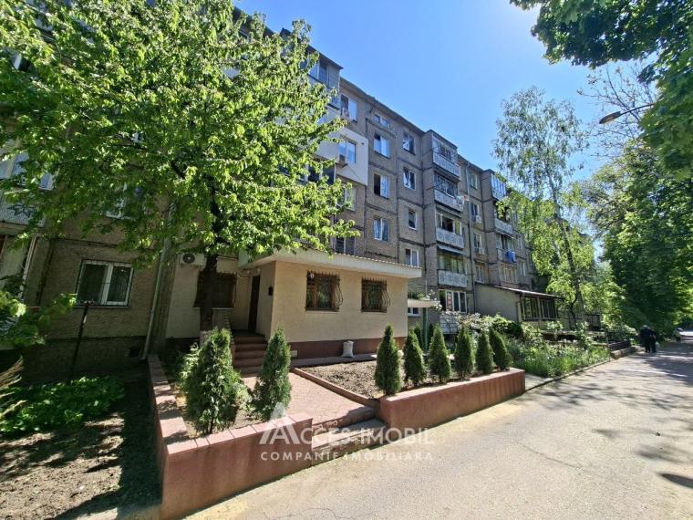 Botanica, str. Hristo Botev, 3 camere + living. Localizare de mijloc, bilaterală!: 1