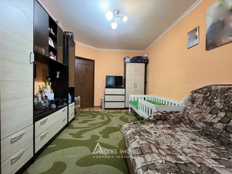 Botanica, Hristo Botev street, 2 rooms!: 3