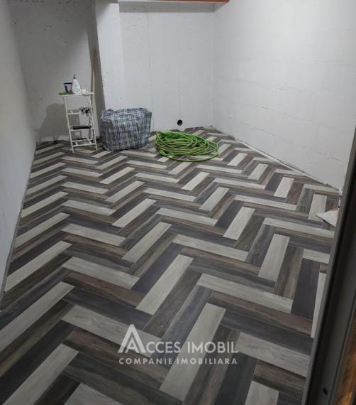 Bloc Nou! Ciocana, str. Liviu Rebreanu, 2 camere + living. Euroreparație! Garderobă 12m2. + Debara 15m2 și parcare proprie!: 16