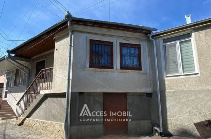 Centru, str. M. Kogălniceanu, 3 camere. De mijloc!: 0