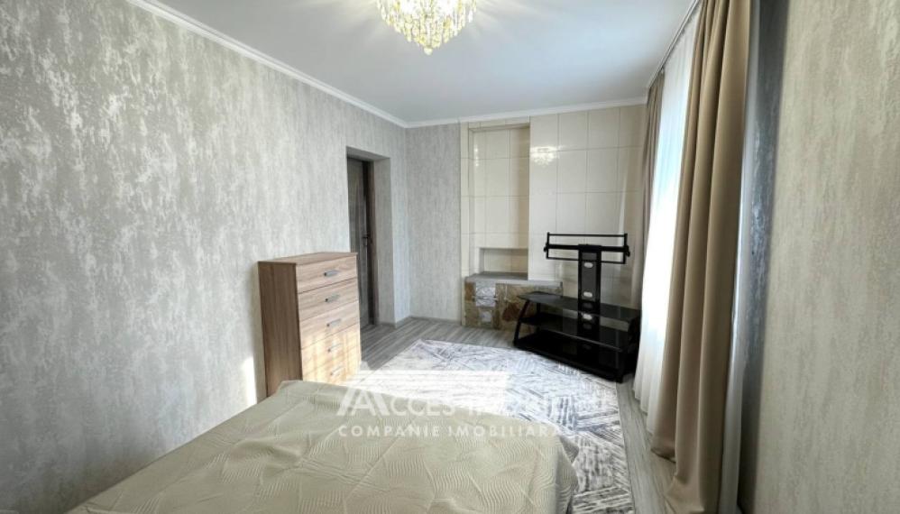 Casă! Strășeni, satul Roșcani, 2 camere + living, 73m2 + 12 ari. Euroreparație!: 4
