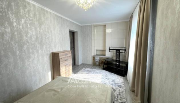 Casă! Strășeni, satul Roșcani, 2 camere + living, 73m2 + 12 ari. Euroreparație!: 4
