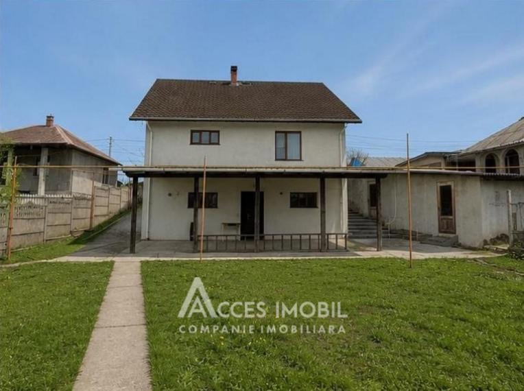 Casă în 2 niveluri, 210m2 + 10 ari! Sângera, str. Orhei! Euroreparație!: 0