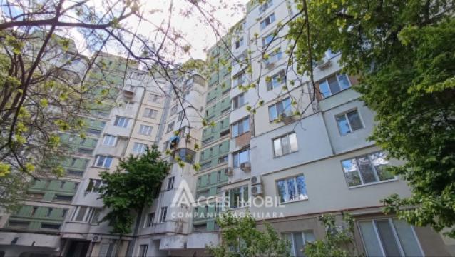 Продажа квартир в Кишиневе: Буюканы, бул. Алба Юлия